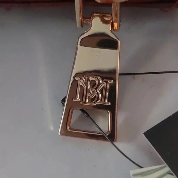 NWT BADGLEY MISCHKA Long Maroon Wallet with Phone Pocket with Wristlet - Picture 4 of 10